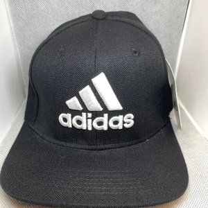 Adidas black color snapback hat.